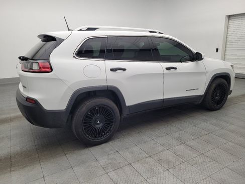 Used 2019 Jeep Cherokee Latitude Plus FWD image 10