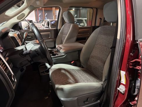 Used 2018 RAM 3500 SLT w/ Luxury Group AWD/4WD image 6