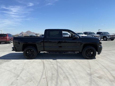 Used 2017 Chevrolet Silverado 1500 LTZ Z71 w/ Midnight Edition image 3