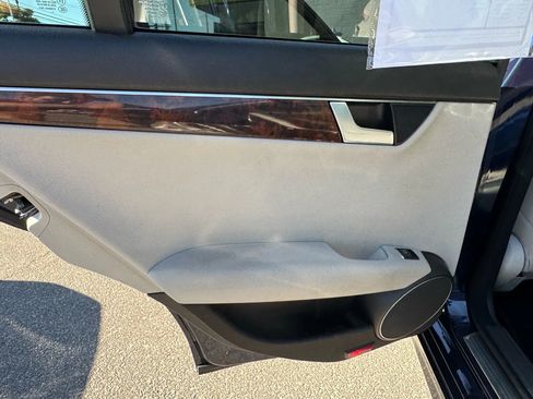 Used 2012 Mercedes-Benz C 250 Sedan image 15