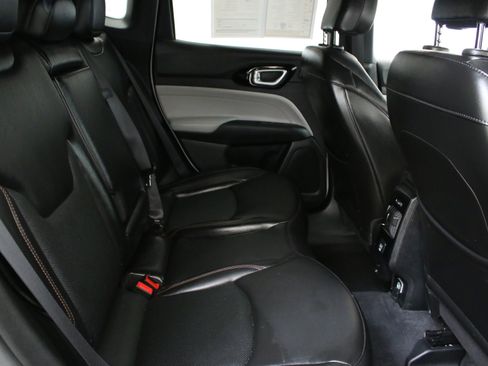 Used 2023 Jeep Compass Limited w/ Sun and Sound Group AWD/4WD image 27