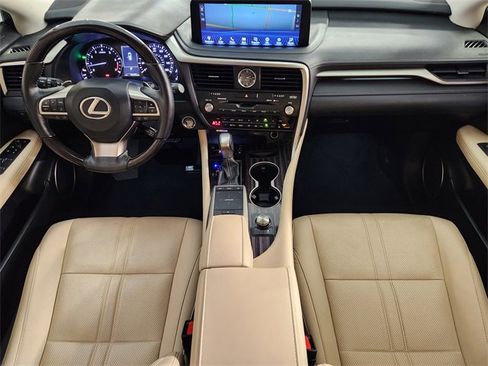 Used 2022 Lexus RX 350L Luxury image 4