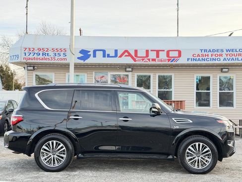 Used 2021 Nissan Armada SL w/ Captain's Chairs Package image 3