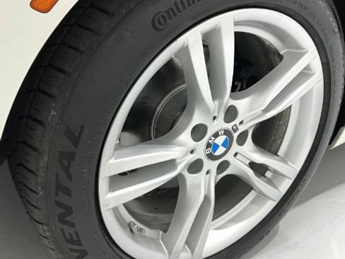 Used 2016 BMW 328i Gran Turismo xDrive AWD/4WD image 11