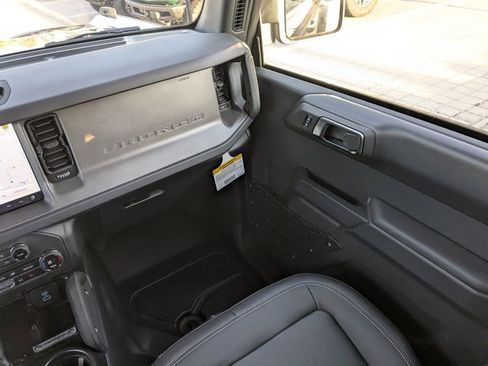 New 2025 Ford Bronco Badlands image 16