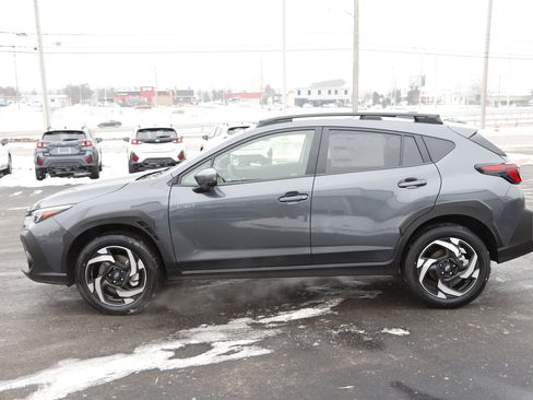 New 2026 Subaru Crosstrek 2.5i Limited w/ Crosstrek Mirror Package image 9