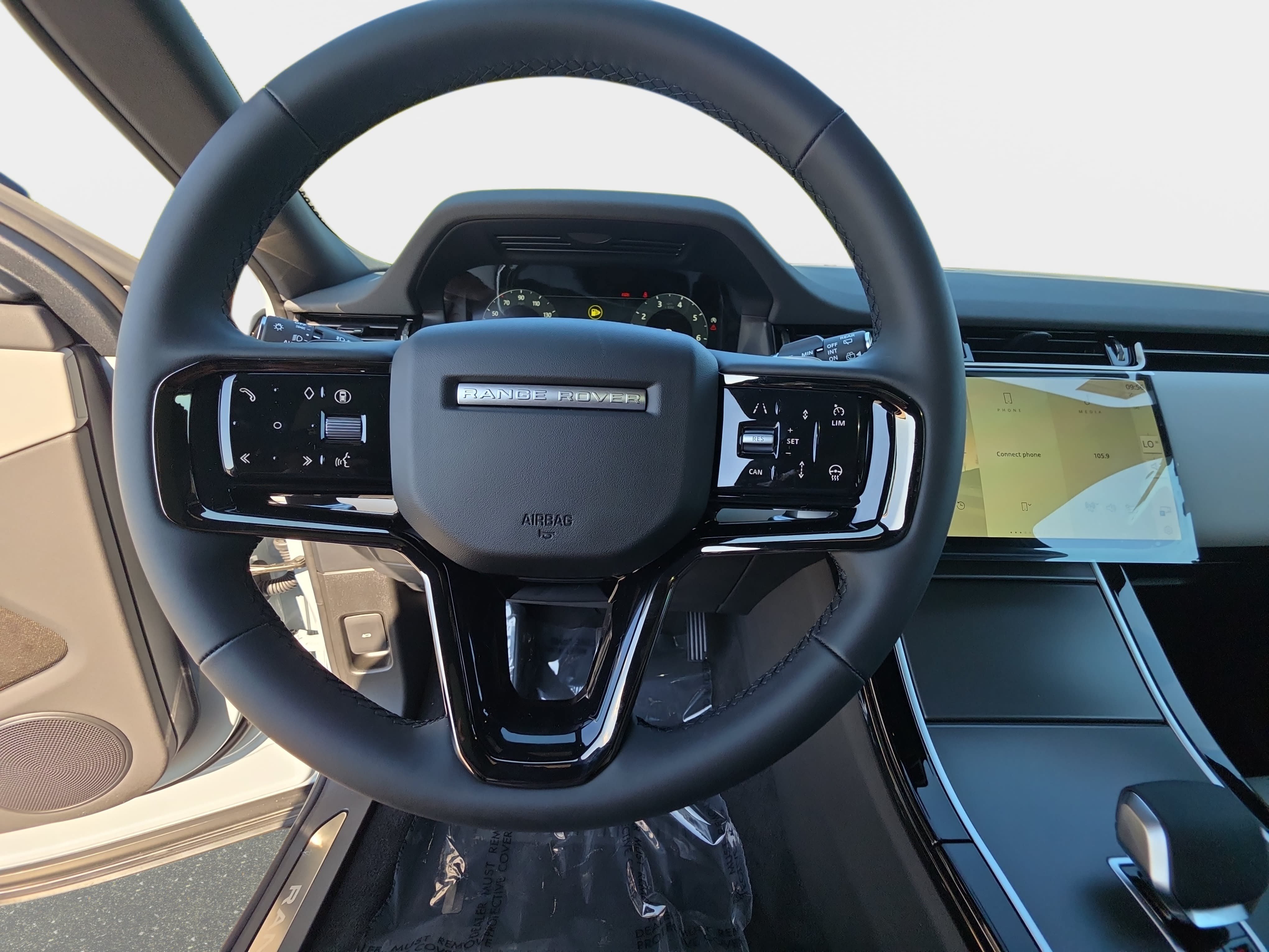 New 2026 Land Rover Range Rover Evoque S AWD/4WD image 15