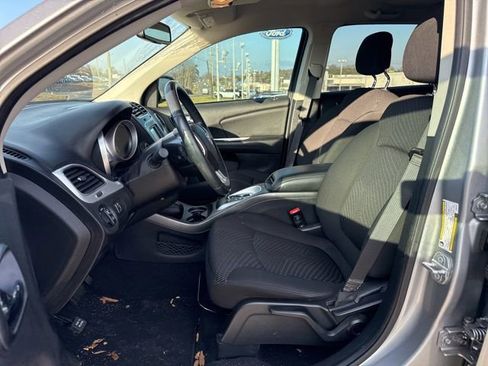 Used 2018 Dodge Journey SXT w/ Connectivity Group image 17