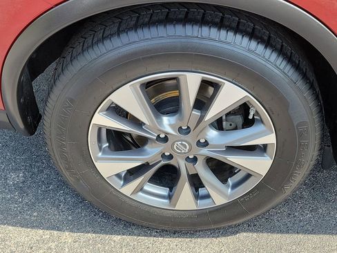 Used 2017 Nissan Murano SV FWD image 7