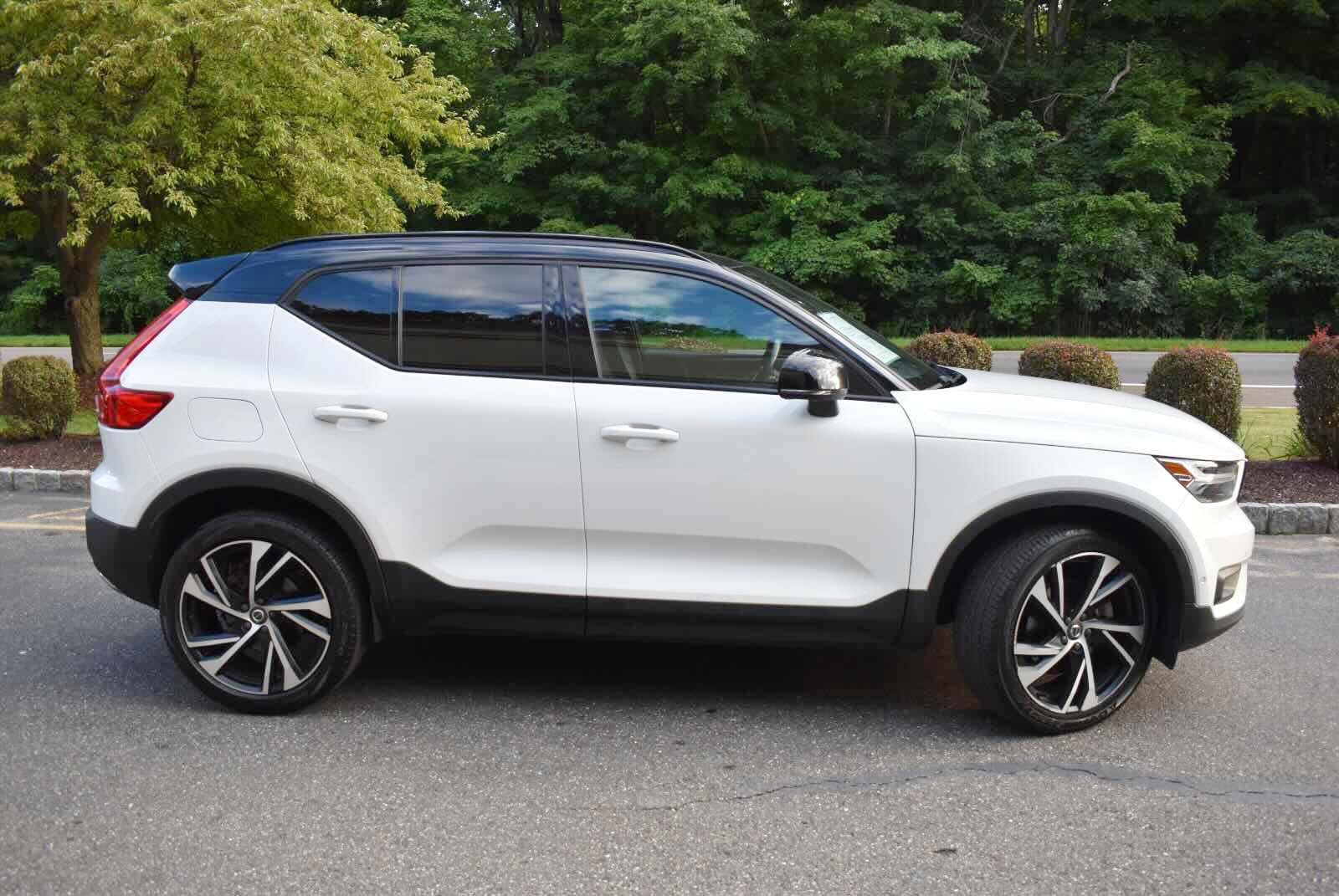 Used 2019 Volvo XC40 T5 R-Design AWD/4WD image 3