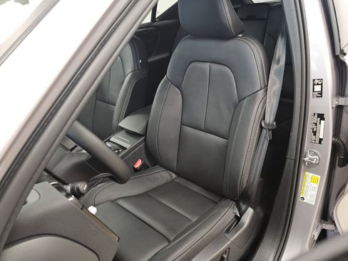 New 2026 Volvo XC40 B5 Plus w/ Climate Package image 40