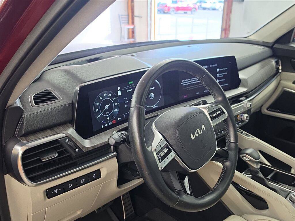 Used 2024 Kia Telluride SX Prestige AWD/4WD image 5