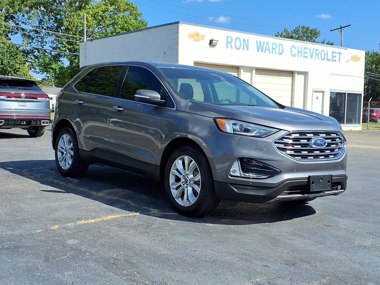 Used 2022 Ford Edge Titanium AWD/4WD image 5