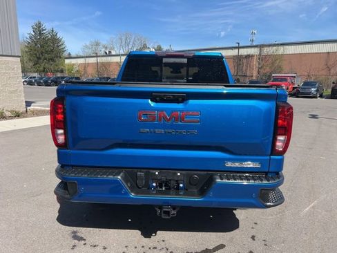 Used 2023 GMC Sierra 1500 Elevation w/ Elevation Premium Package AWD/4WD image 6
