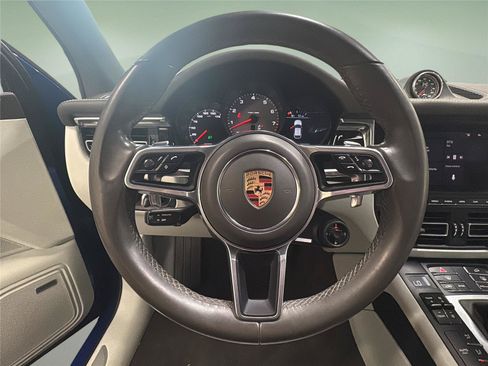 Used 2020 Porsche Macan S AWD/4WD image 11