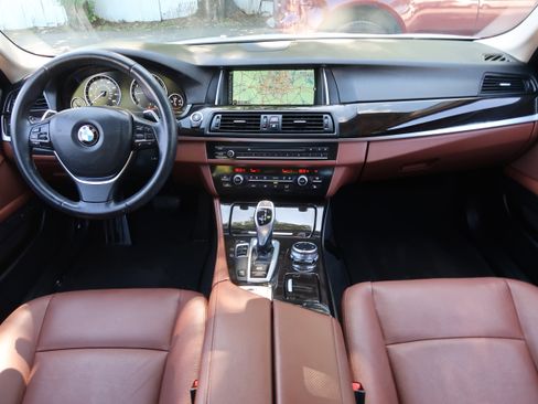 Used 2016 BMW 528i Sedan RWD image 11