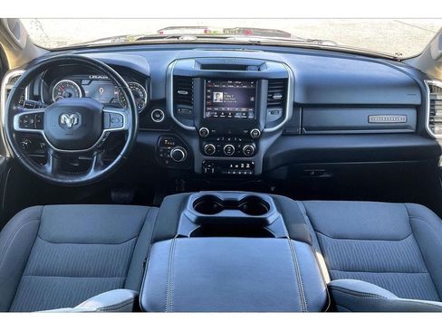 Used 2020 RAM 1500 Big Horn AWD/4WD image 17