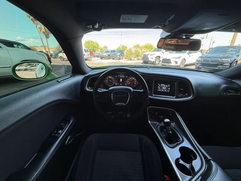 Used 2015 Dodge Challenger R/T w/ Quick Order Package 22B R/T RWD image 45
