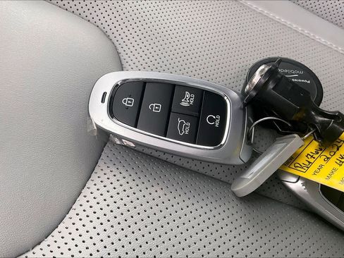 Used 2024 Hyundai Palisade SEL image 13