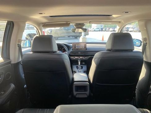 Used 2024 Honda HR-V EX-L image 14
