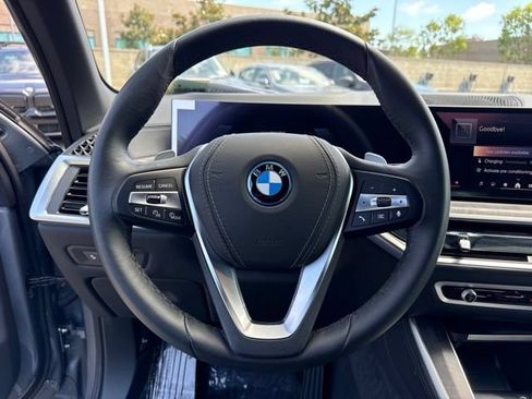 Used 2026 BMW X5 xDrive50e w/ Parking Assistance Package AWD/4WD image 23