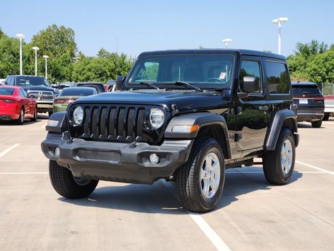 Used 2022 Jeep Wrangler Sport AWD/4WD image 3