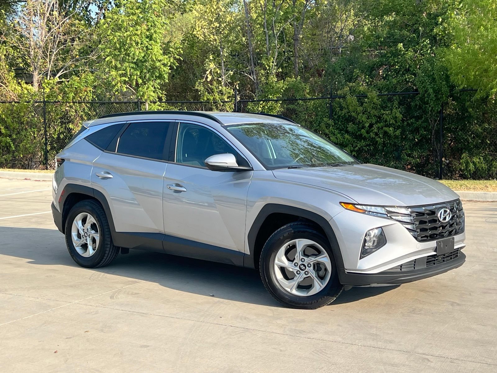 Used 2022 Hyundai Tucson SEL FWD image 1