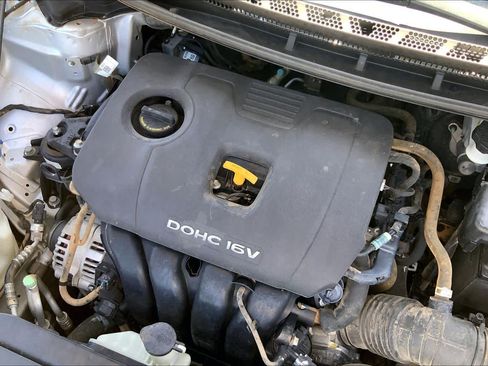 Used 2018 Kia Forte LX FWD image 32