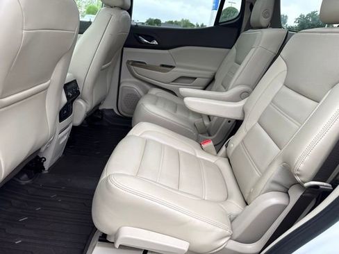Used 2019 GMC Acadia Denali w/ Technology Package AWD/4WD image 22