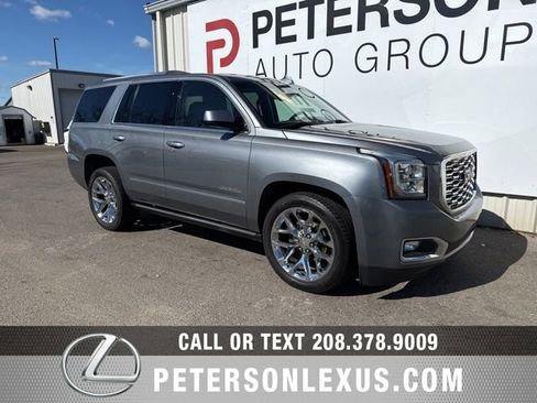 Used 2019 GMC Yukon Denali w/ Denali Ultimate Package image 2