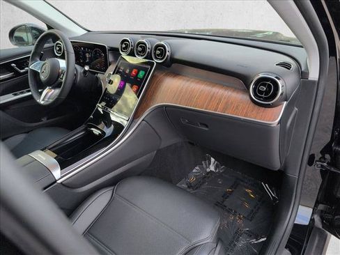 Certified 2025 Mercedes-Benz GLC 350e 4MATIC image 22