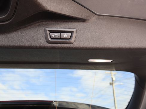 Used 2026 BMW X5 xDrive40i w/ M Sport Package image 23