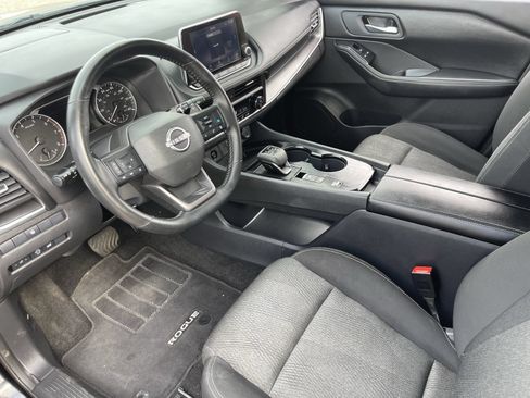 Used 2025 Nissan Rogue SV FWD image 20