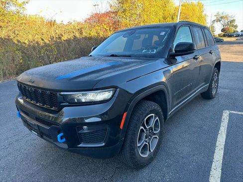 Certified 2023 Jeep Grand Cherokee Trailhawk AWD/4WD image 11