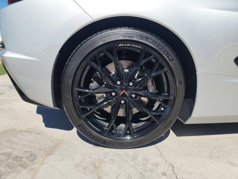 New 2026 Chevrolet Corvette Stingray Premium Conv w/ Z51 Performance Package image 17
