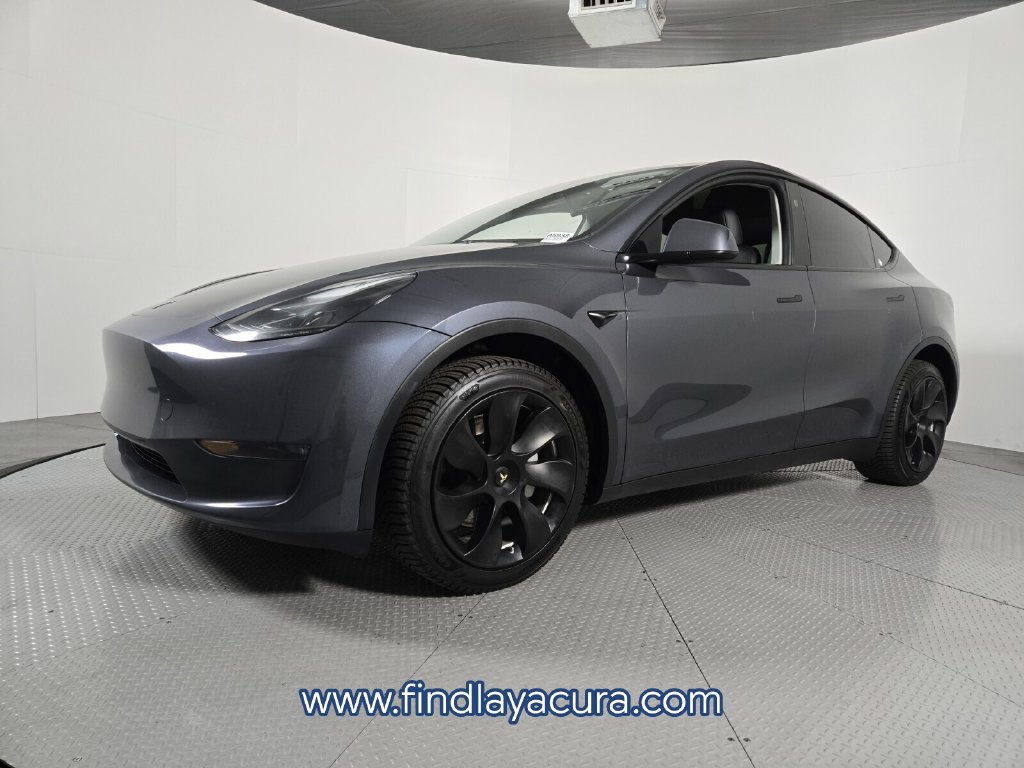 Used 2023 Tesla Model Y Long Range AWD/4WD image 2