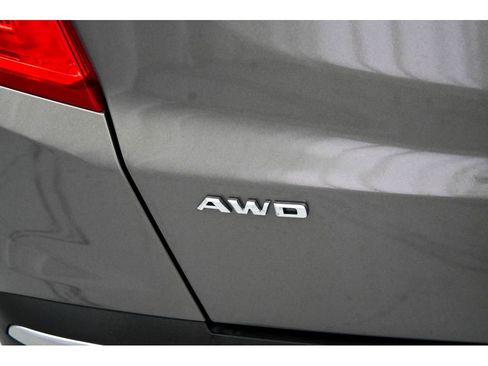 Used 2018 Cadillac XT5 Luxury w/ Driver Awareness Package image 55