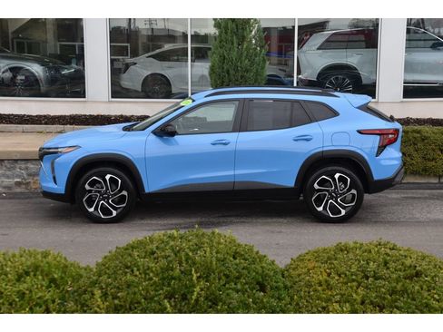 Used 2024 Chevrolet Trax RS w/ Driver Confidence Package image 7