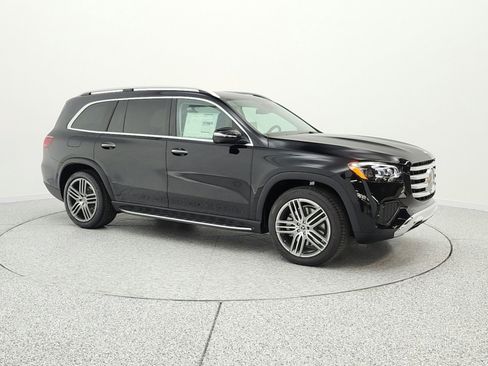 New 2026 Mercedes-Benz GLS 450 4MATIC image 3