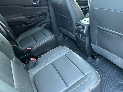 Used 2023 GMC Acadia AT4 w/ Technology Package AWD/4WD image 19