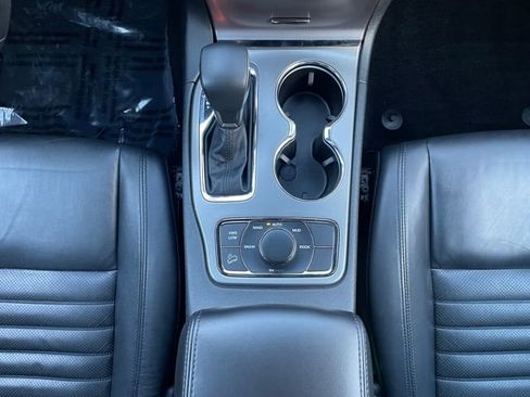 Used 2021 Jeep Grand Cherokee Limited X image 26