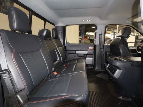 Used 2024 Ford F350 Lariat image 26