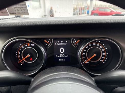 Used 2018 Jeep Wrangler Unlimited Sport image 12