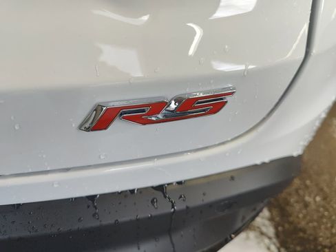 New 2025 Chevrolet Trax RS w/ Sunroof Package image 31