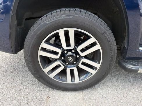 Used 2019 Toyota 4Runner Limited AWD/4WD image 5