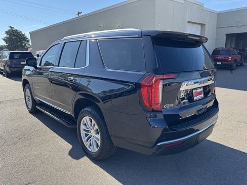 Used 2021 GMC Yukon SLT w/ SLT Luxury Package image 5