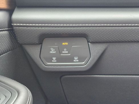 New 2026 Volkswagen Atlas SE AWD/4WD image 24