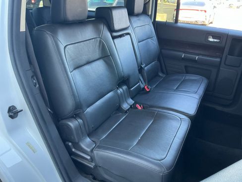 Used 2019 Ford Flex Limited image 18