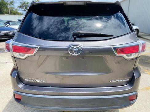 Used 2015 Toyota Highlander Limited AWD/4WD image 4