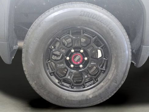 Used 2025 GMC Sierra 1500 Elevation w/ Elevation Premium Package AWD/4WD image 28